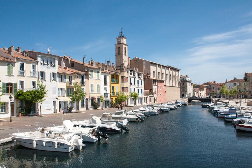Hotel Le 5 Martigues Exteriör bild